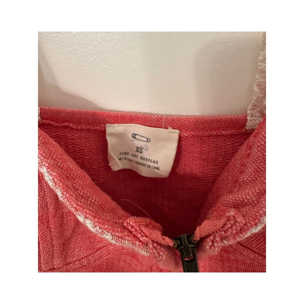 â¤ď¸đĽ Pins and Needles Red Lace Racerback Crop Top Bralette XS Zip Front - Picture 3 of 3